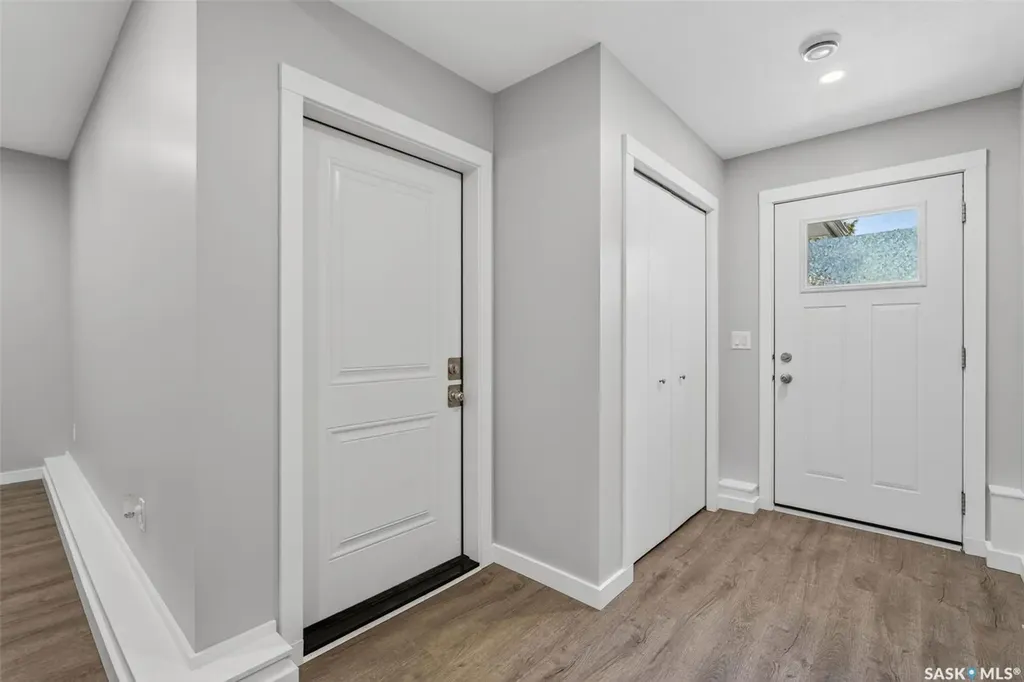 546 21st Street E Prince Albert SK S6V 1M4