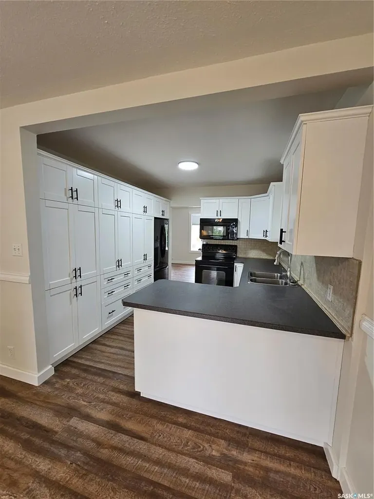288 4th Avenue W Unity SK S0K 4L0
