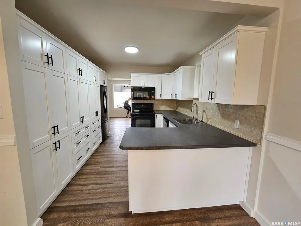 288 4th Avenue W Unity SK S0K 4L0