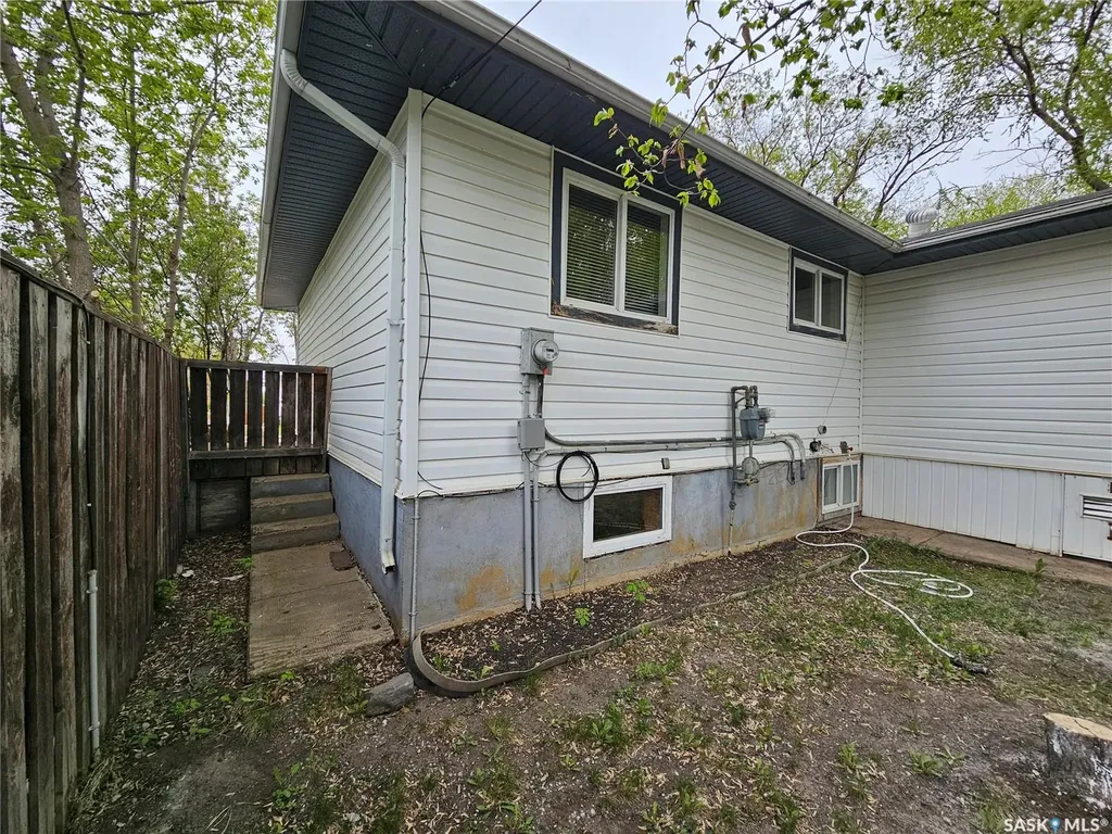 288 4th Avenue W Unity SK S0K 4L0