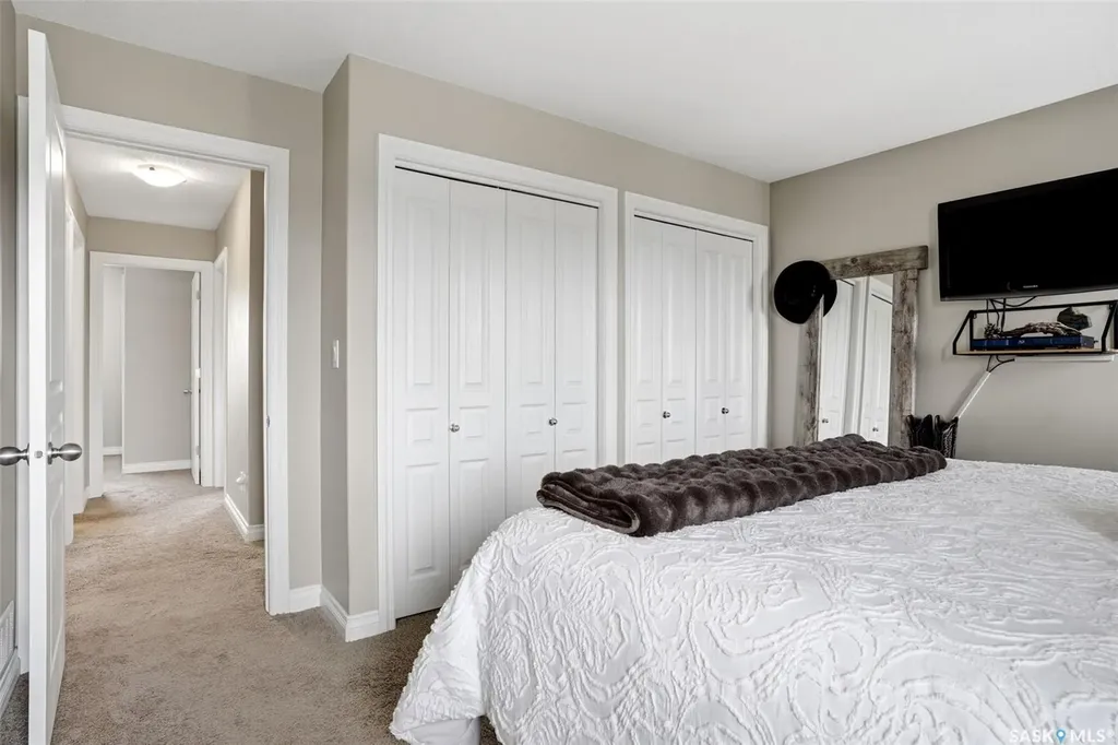 5464 Aerial Crescent Regina SK S4W 0C9