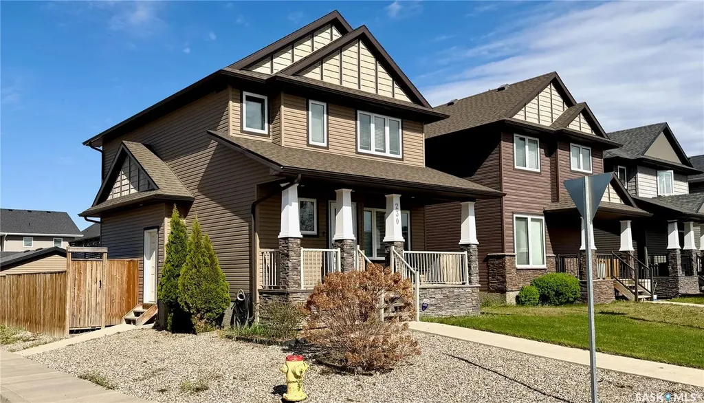 230 Veltkamp Lane Saskatoon SK S7T 0S1