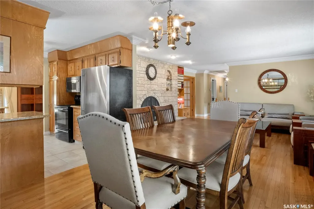 66 Leslie Place Regina SK S4S 6R2