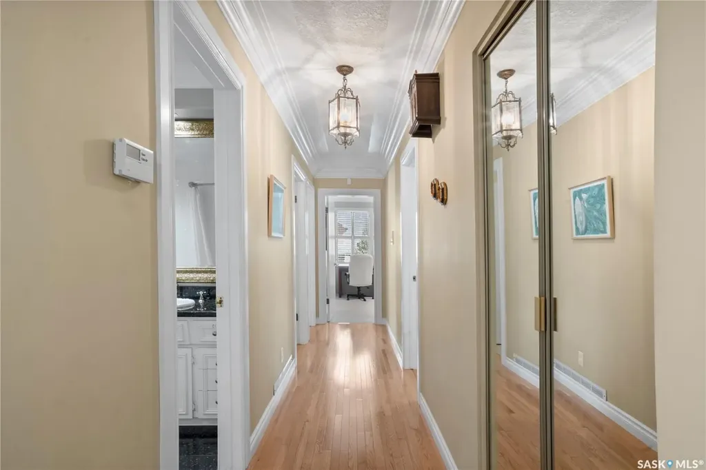 66 Leslie Place Regina SK S4S 6R2