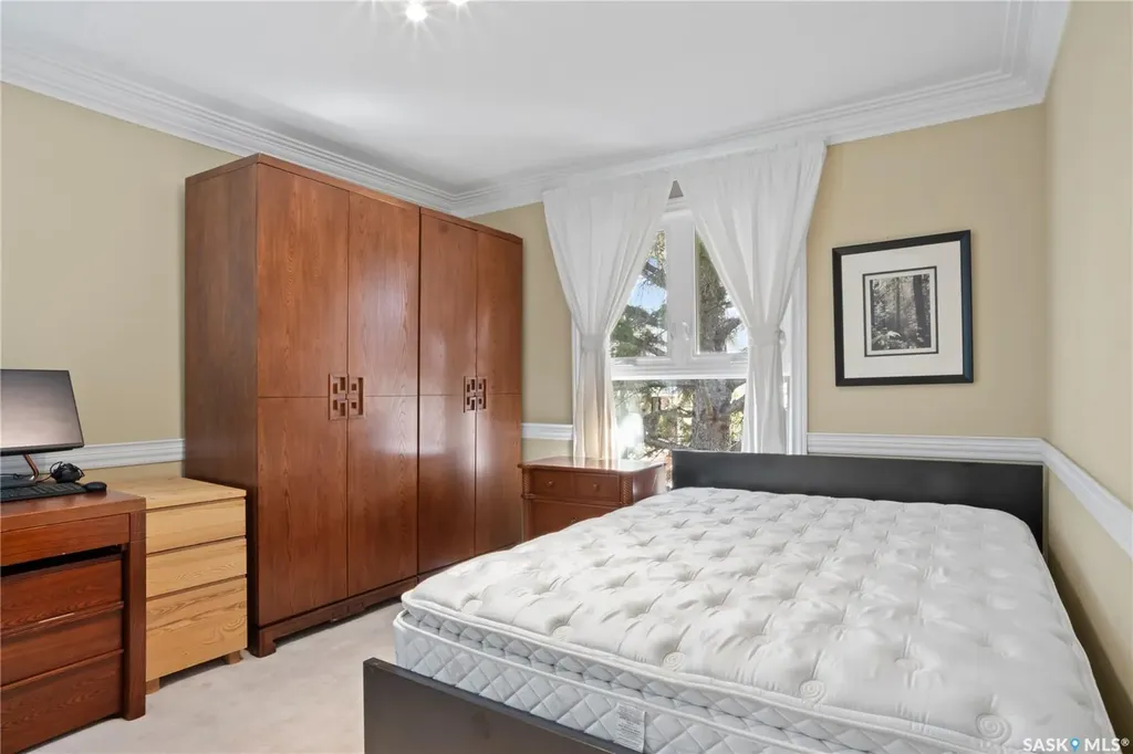 66 Leslie Place Regina SK S4S 6R2