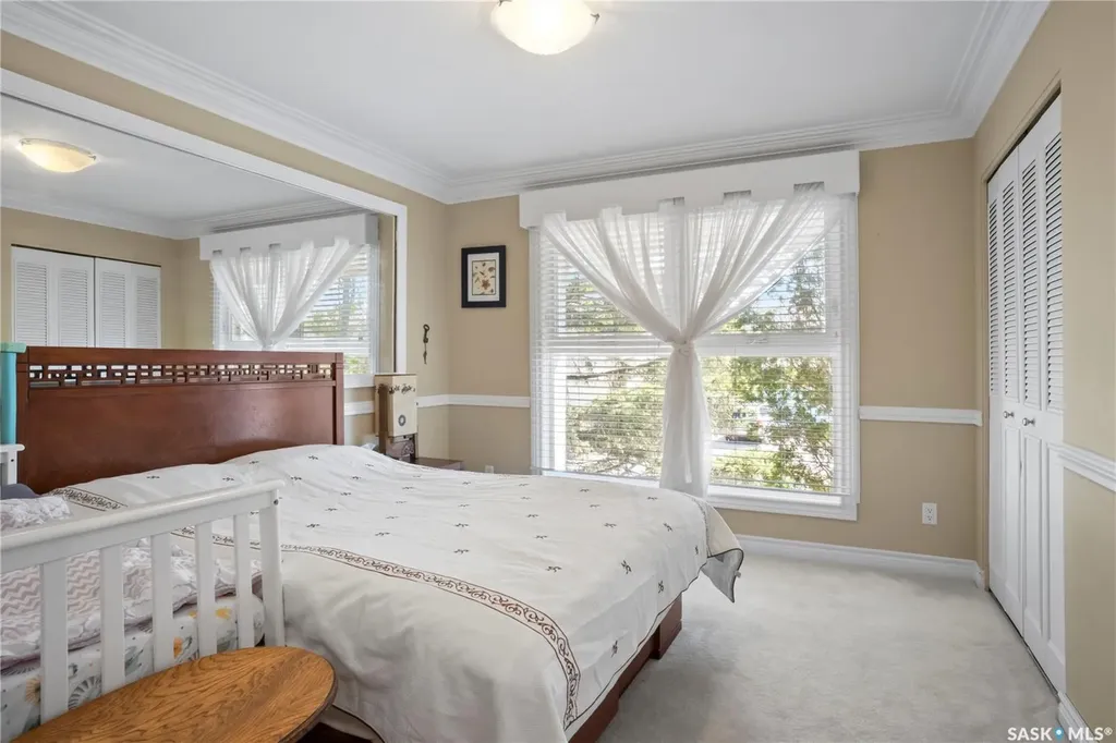 66 Leslie Place Regina SK S4S 6R2