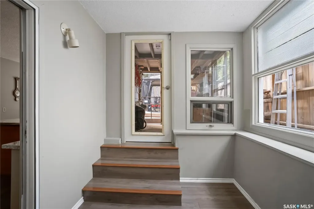 66 Leslie Place Regina SK S4S 6R2
