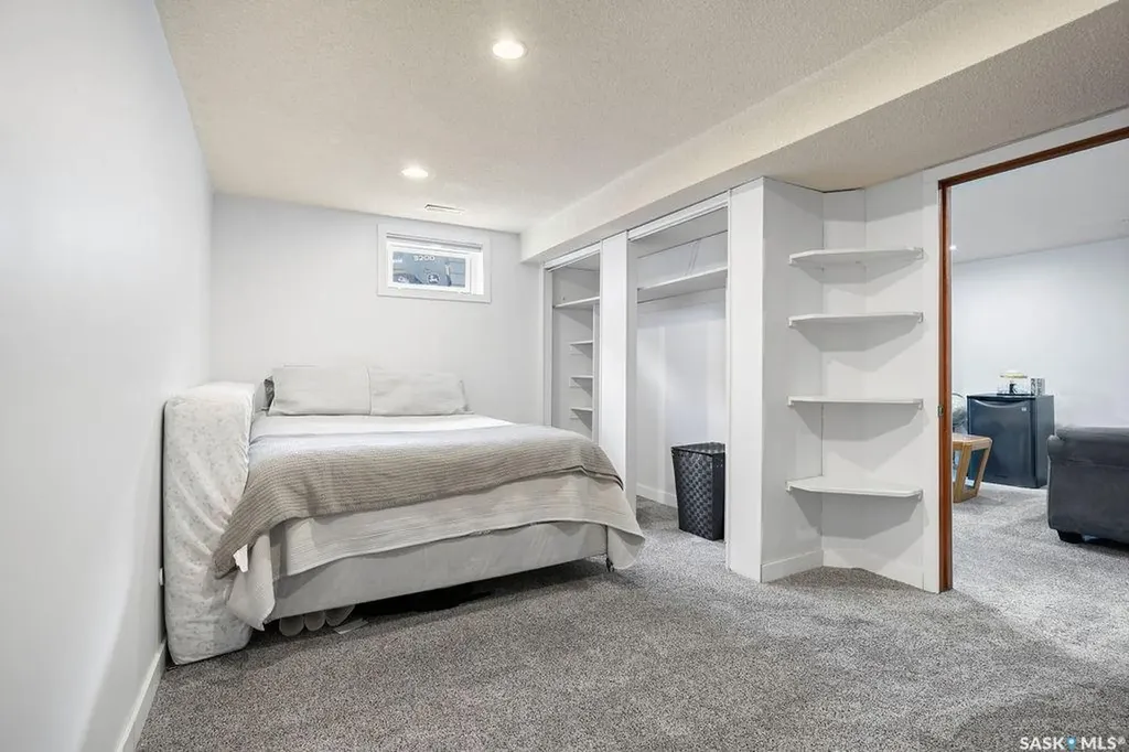 72 Cardinal Crescent Regina SK S4S 4Y5