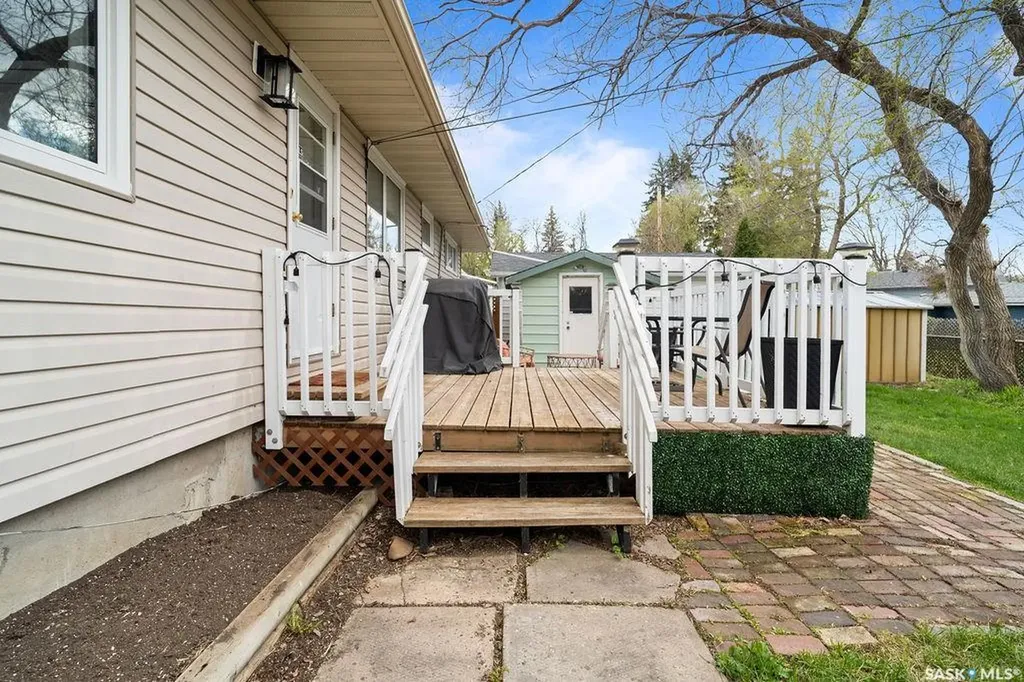 72 Cardinal Crescent Regina SK S4S 4Y5