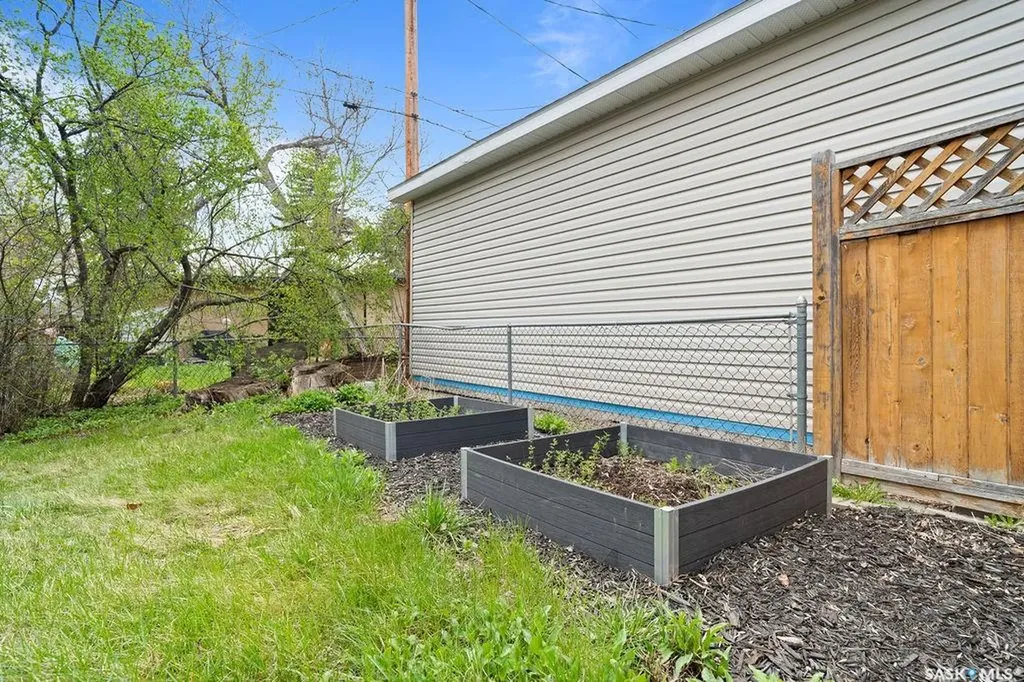72 Cardinal Crescent Regina SK S4S 4Y5