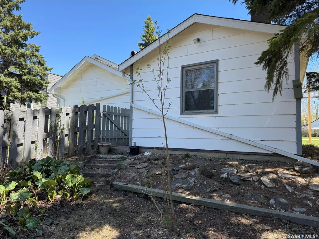 728 Mcintosh Street Foam Lake SK S0A 1A0