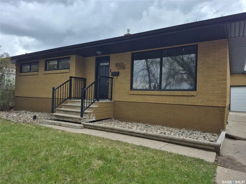 4515 Sherwood Drive Regina SK S4R 3B3
