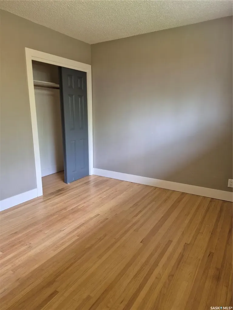 4515 Sherwood Drive Regina SK S4R 3B3