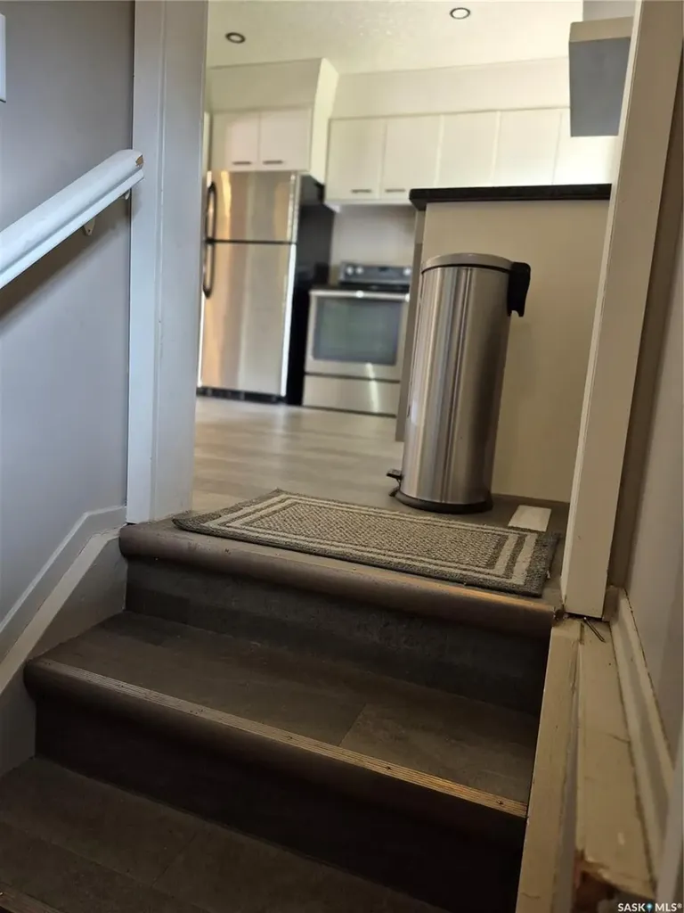 4515 Sherwood Drive Regina SK S4R 3B3