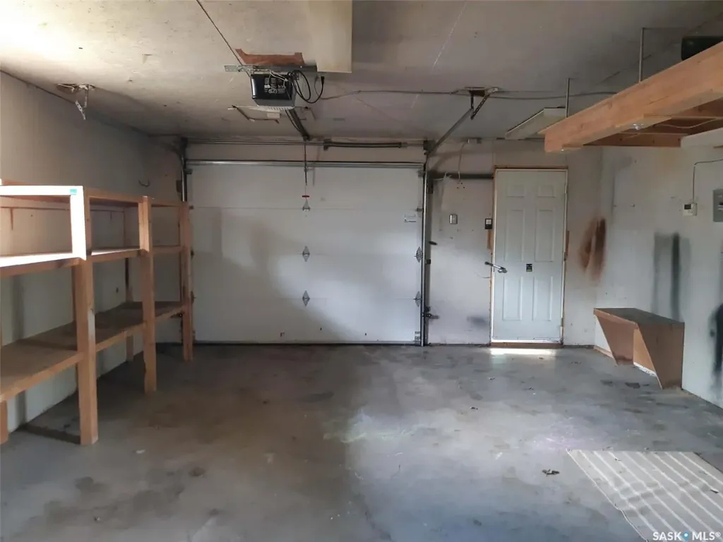 4515 Sherwood Drive Regina SK S4R 3B3
