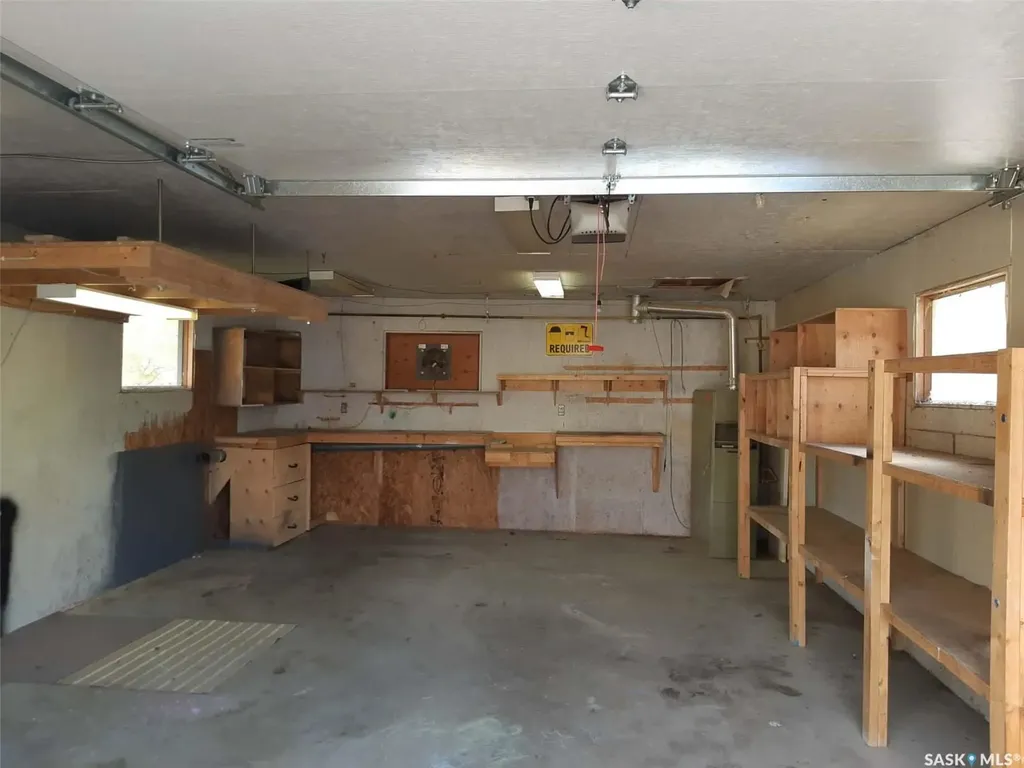 4515 Sherwood Drive Regina SK S4R 3B3