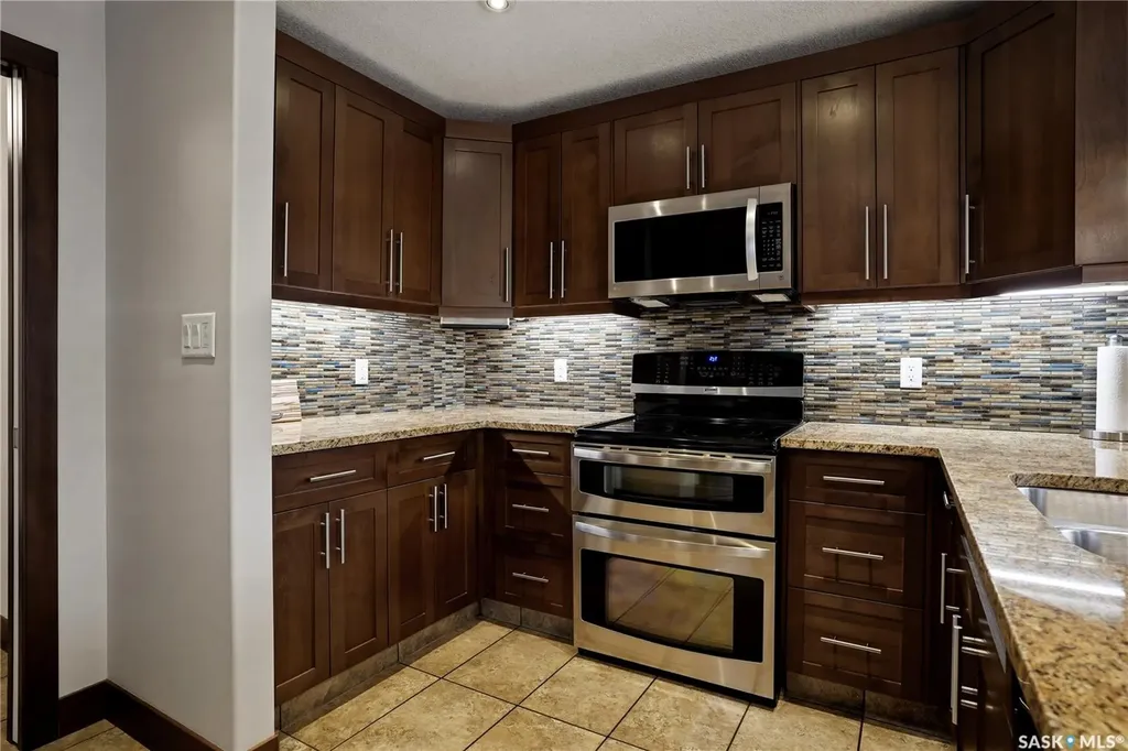 8034 Fairways West Drive Regina SK S4Y 0A5