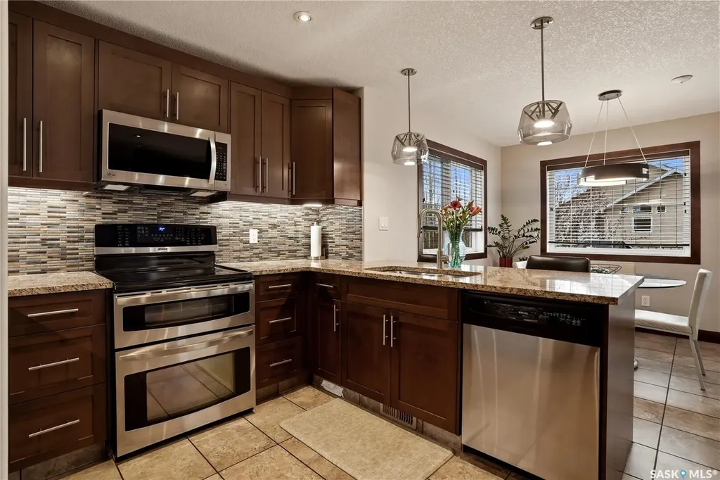 8034 Fairways West Drive Regina SK S4Y 0A5
