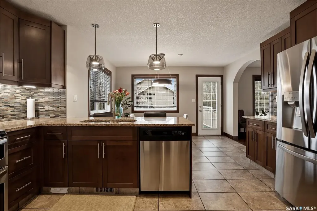 8034 Fairways West Drive Regina SK S4Y 0A5