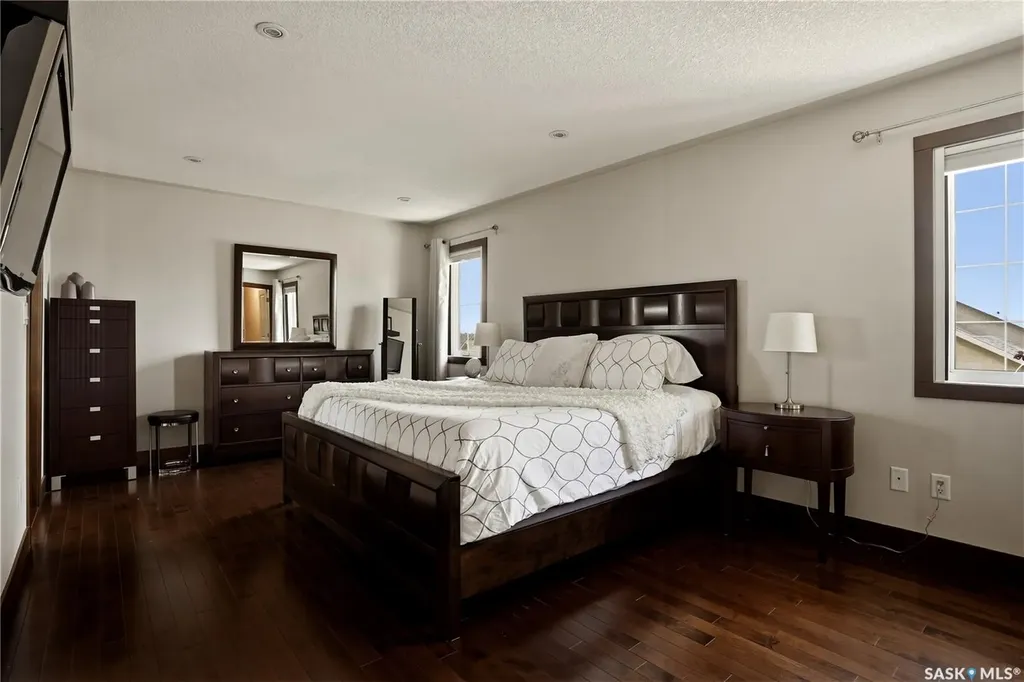 8034 Fairways West Drive Regina SK S4Y 0A5