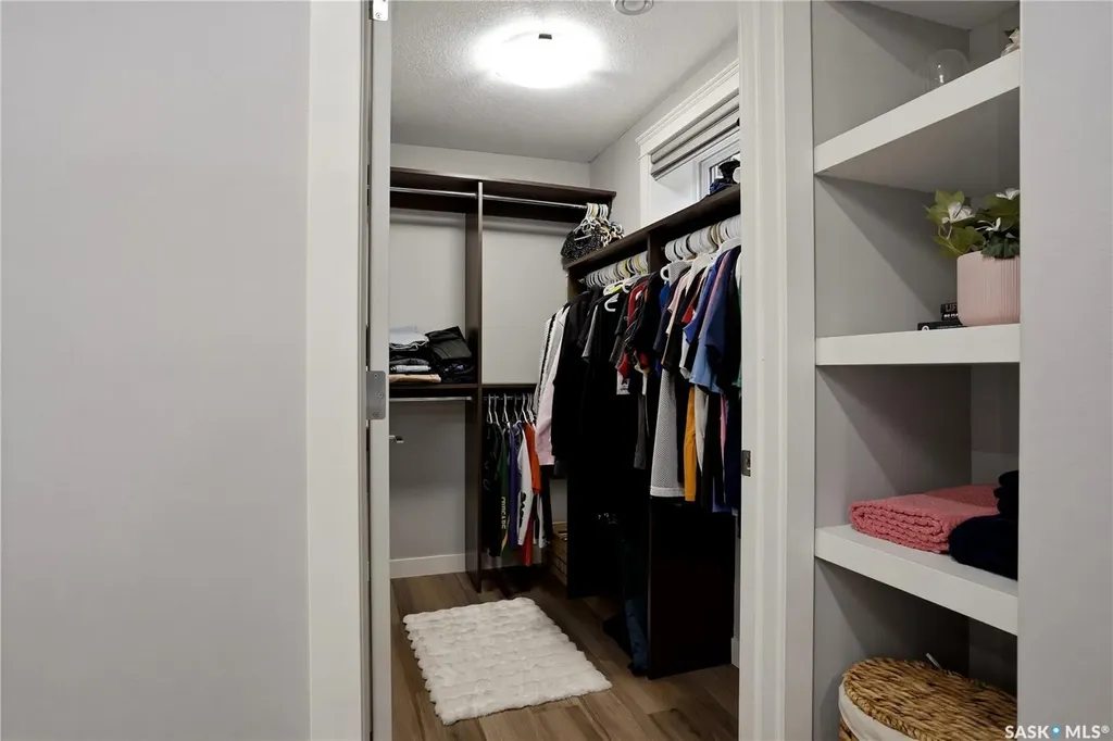 8034 Fairways West Drive Regina SK S4Y 0A5