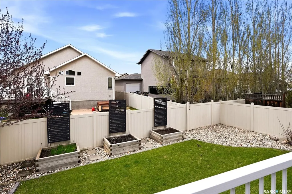 8034 Fairways West Drive Regina SK S4Y 0A5
