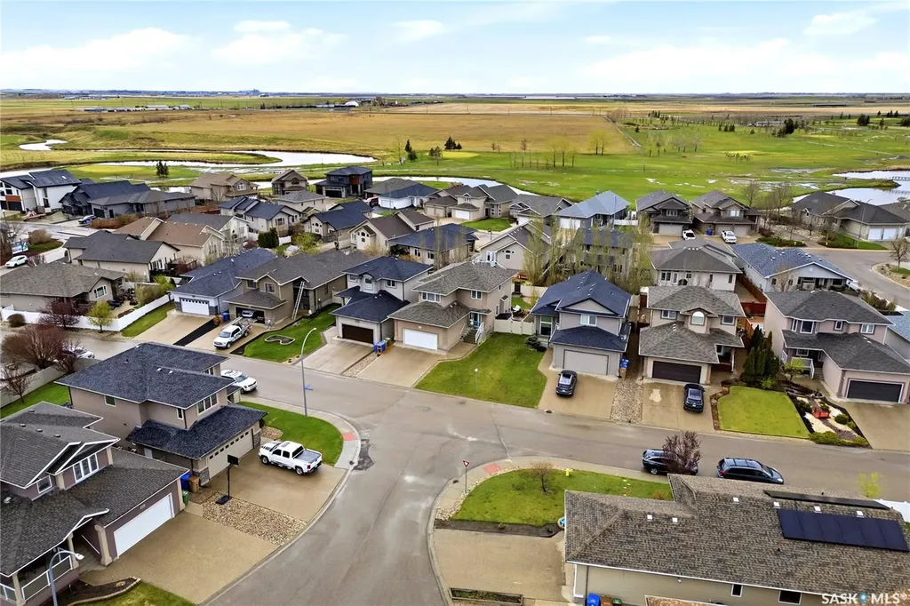 8034 Fairways West Drive Regina SK S4Y 0A5