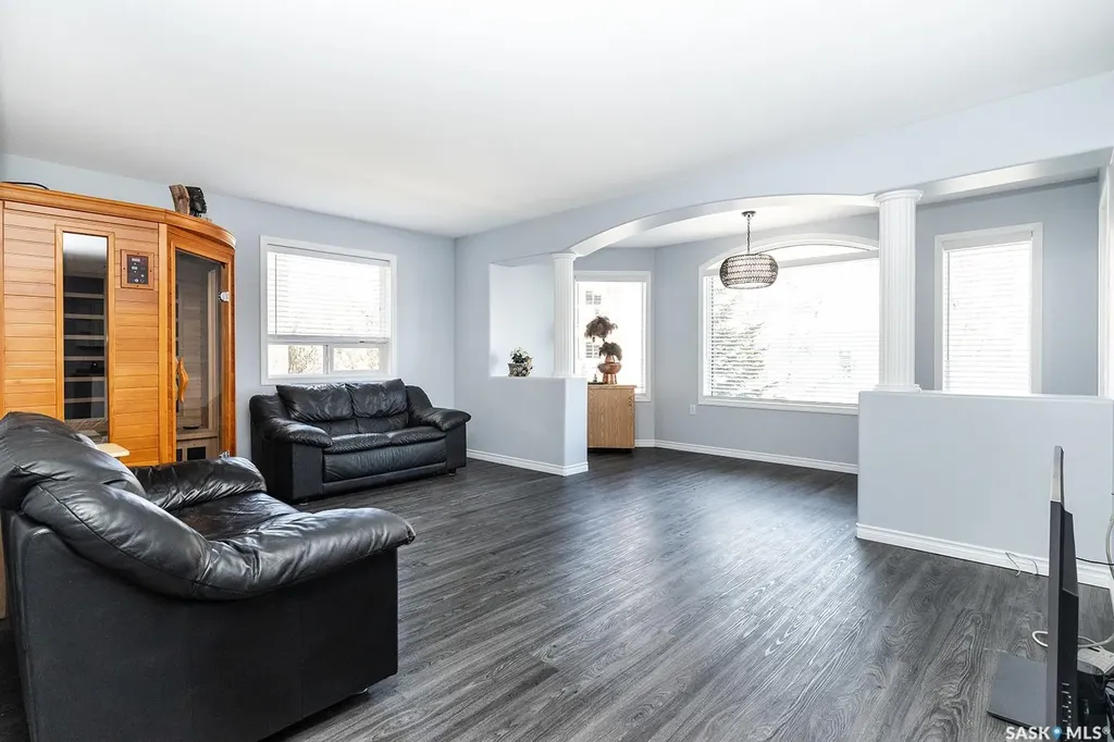 230 Heath Avenue Saskatoon SK S7S 1N7