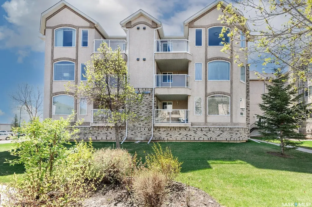 230 Heath Avenue Saskatoon SK S7S 1N7