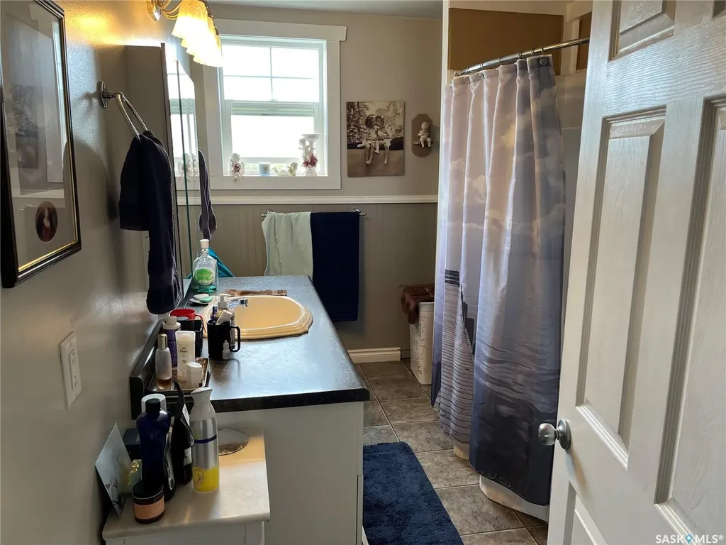158 Municipal Road Coronach SK S0H 0Z0