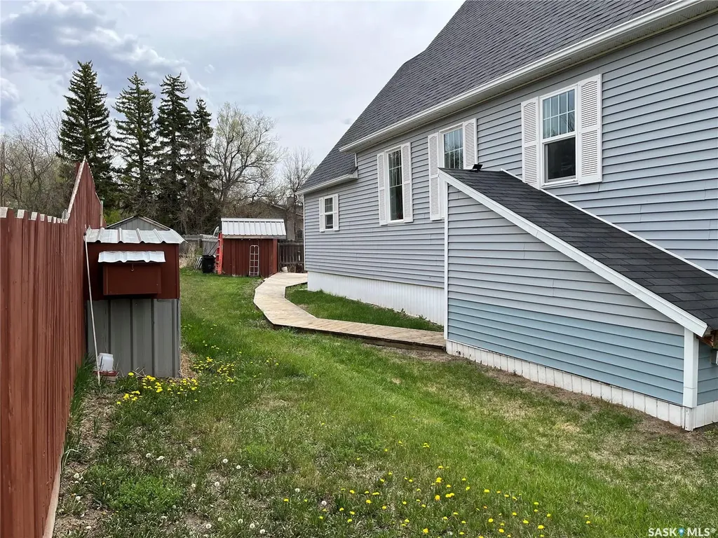 158 Municipal Road Coronach SK S0H 0Z0