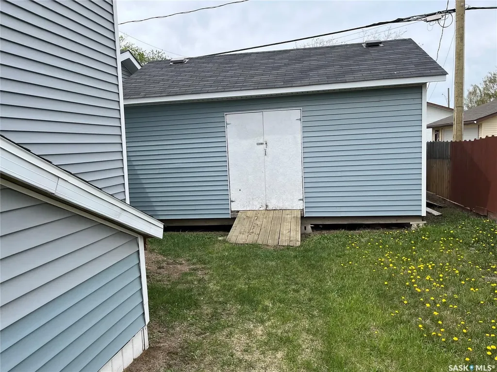 158 Municipal Road Coronach SK S0H 0Z0