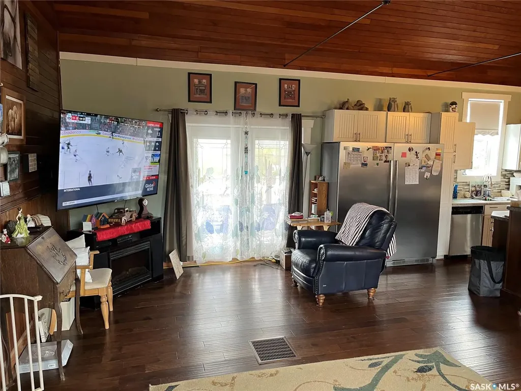 158 Municipal Road Coronach SK S0H 0Z0