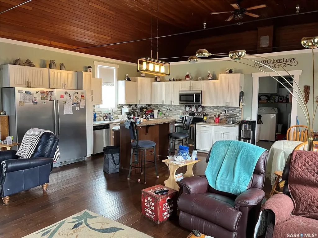 158 Municipal Road Coronach SK S0H 0Z0
