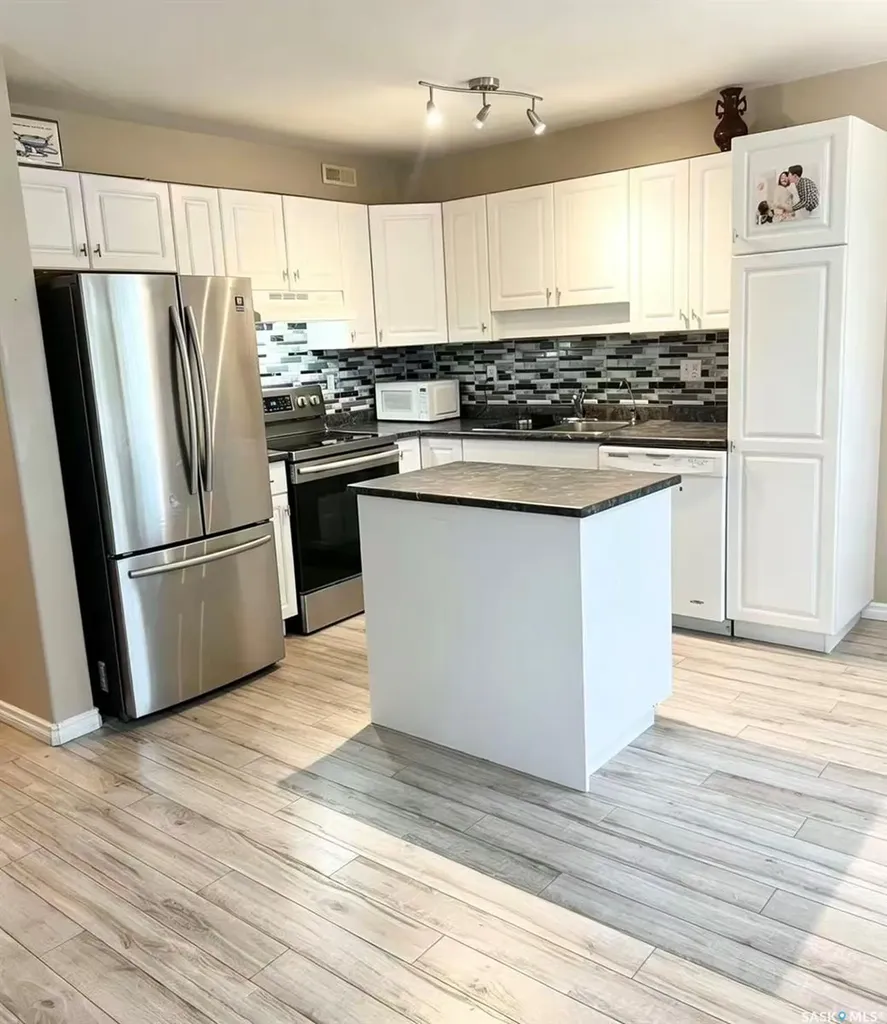 103 Banyan Crescent Saskatoon SK S7V 1G2