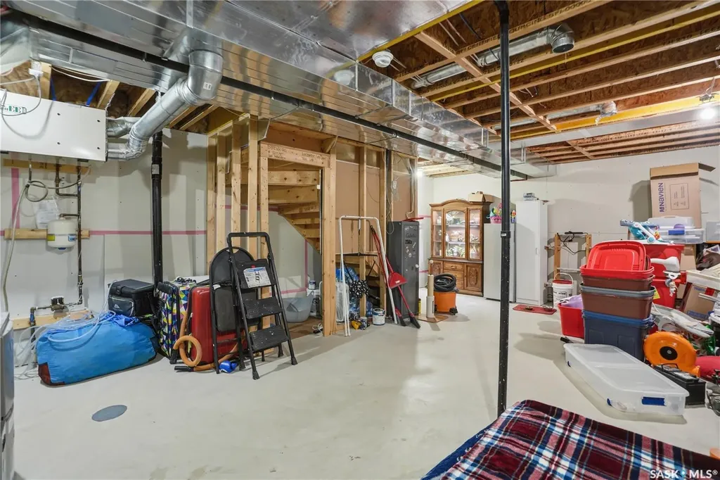 266 Parkview Cove Osler SK S0K 3A0