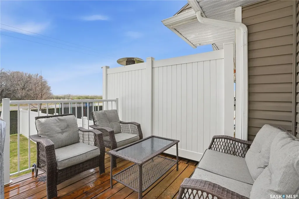 266 Parkview Cove Osler SK S0K 3A0