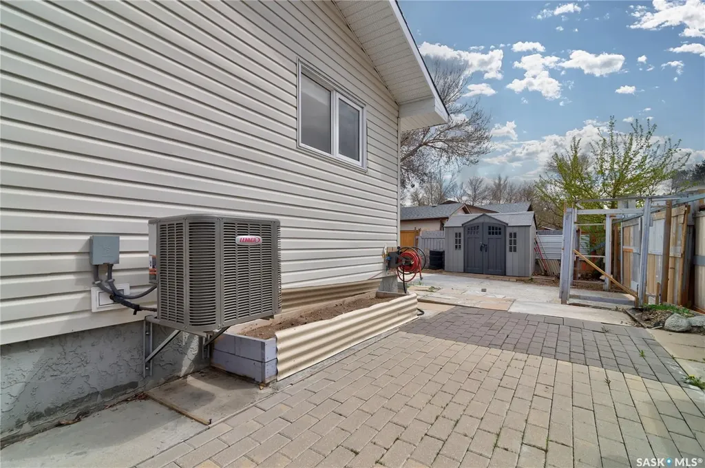3 Hunt Crescent Regina SK S4N 5K7