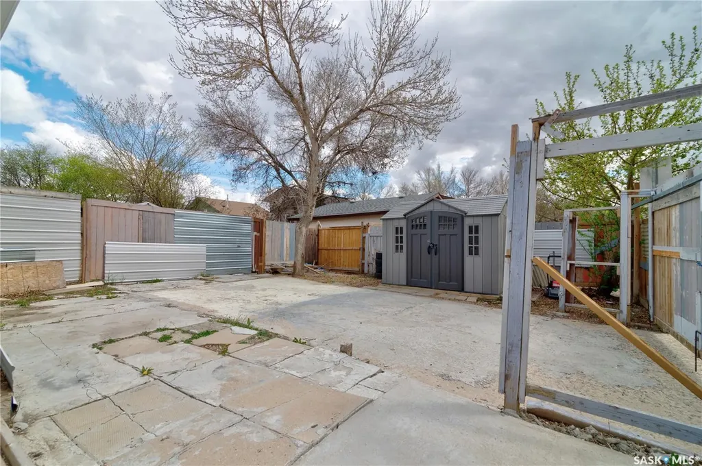 3 Hunt Crescent Regina SK S4N 5K7