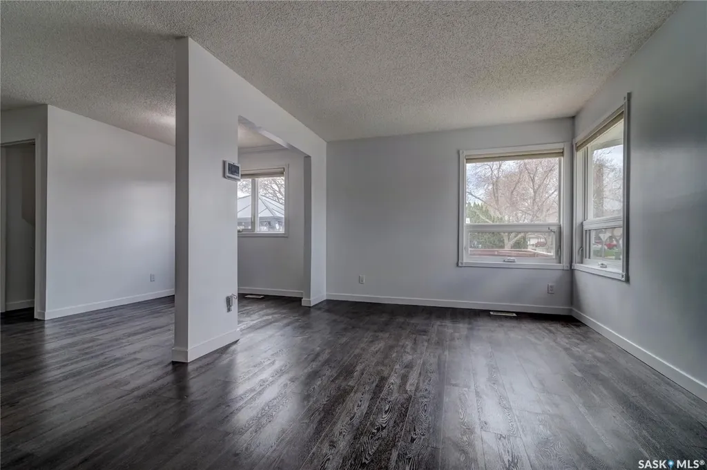 3 Hunt Crescent Regina SK S4N 5K7