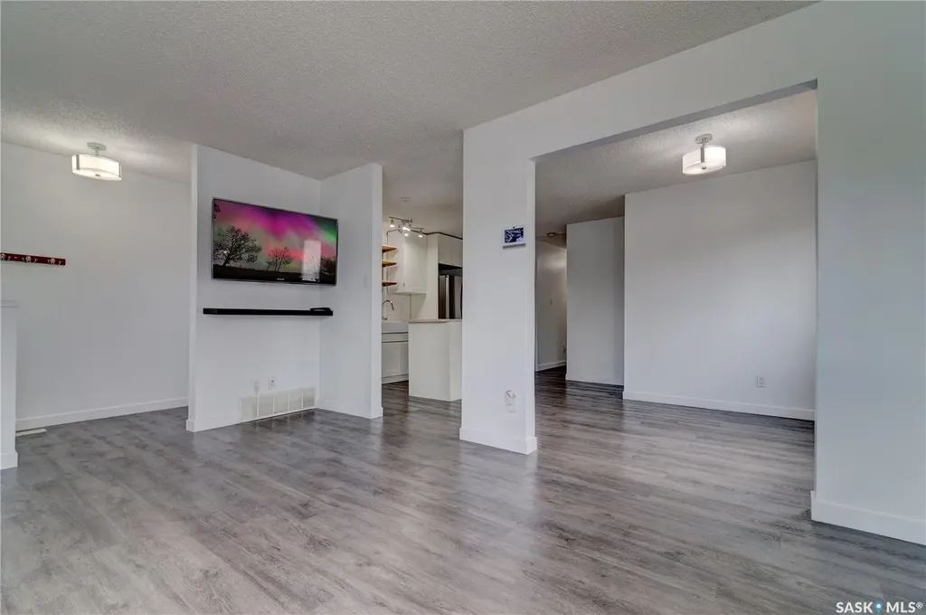 3 Hunt Crescent Regina SK S4N 5K7