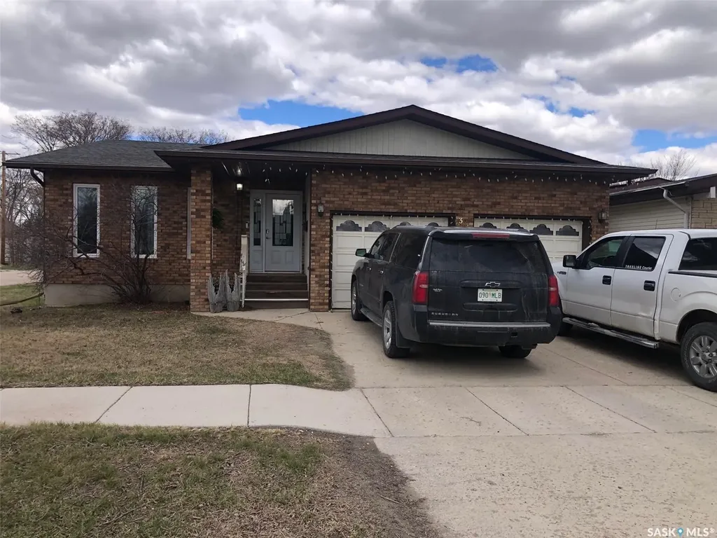 304 1st Avenue NE Preeceville SK S0A 3B0
