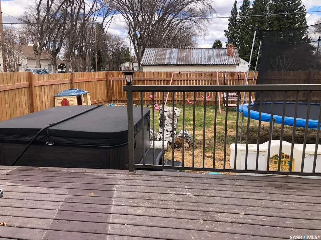 304 1st Avenue NE Preeceville SK S0A 3B0