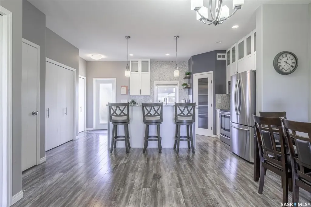 4119 33rd Street W Saskatoon SK S7R 0M4