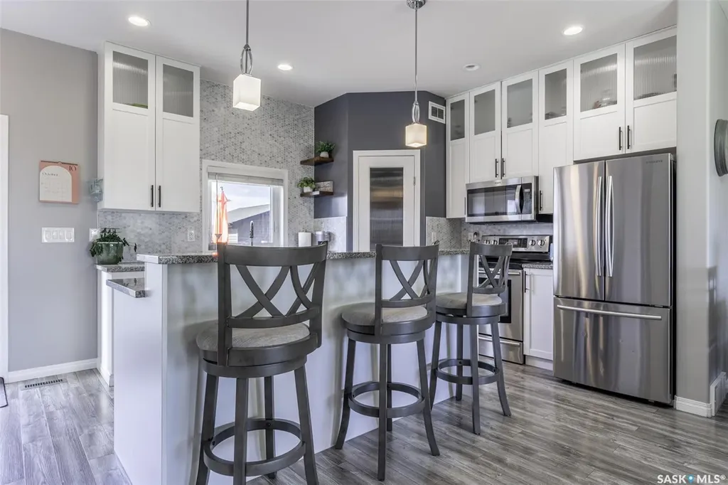 4119 33rd Street W Saskatoon SK S7R 0M4