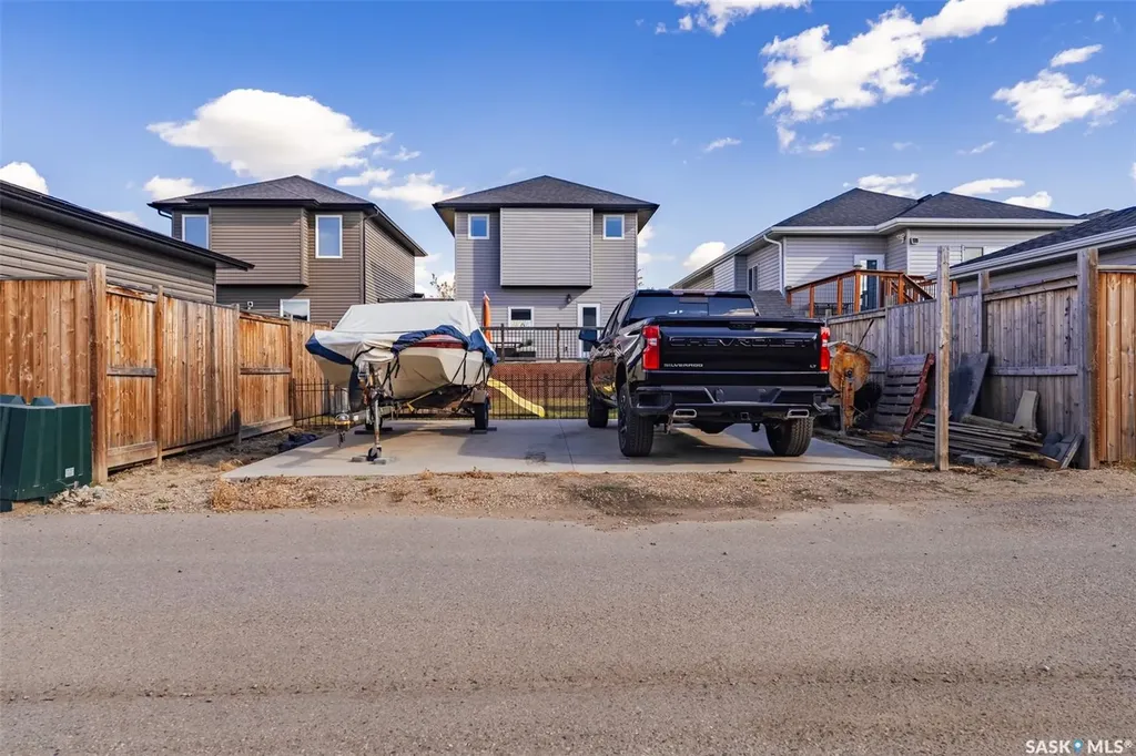 4119 33rd Street W Saskatoon SK S7R 0M4