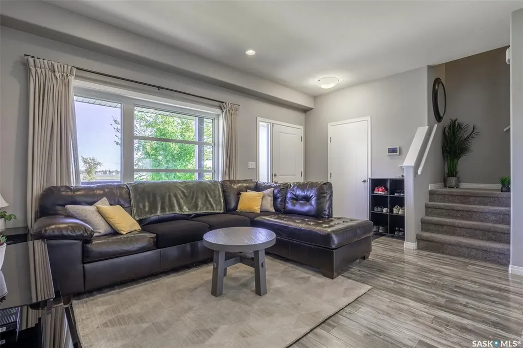 4119 33rd Street W Saskatoon SK S7R 0M4