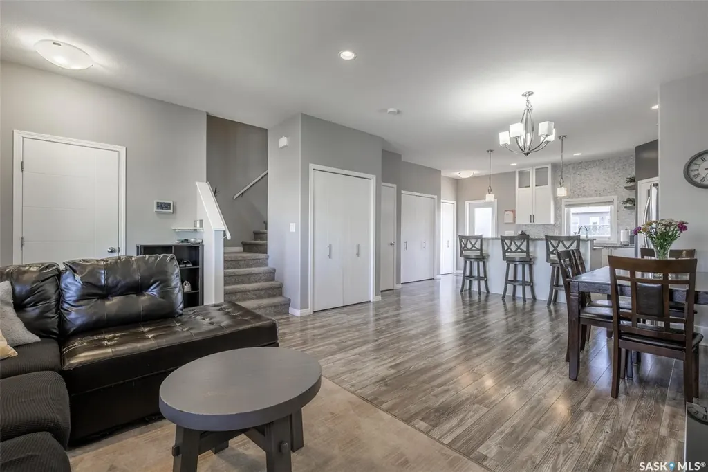 4119 33rd Street W Saskatoon SK S7R 0M4
