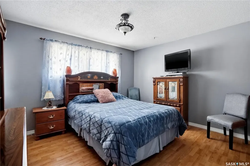 35 Mcinnis Crescent Regina SK S4R 3E7