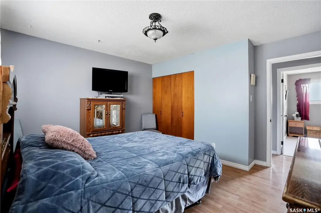 35 Mcinnis Crescent Regina SK S4R 3E7